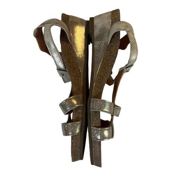 Taos Wanderer Size EU 41 US 10 - 10.5 Around the Ankle Wedge Sandal - Picture 7 of 8